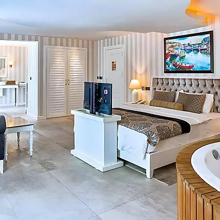Salonika Hotel Cedit